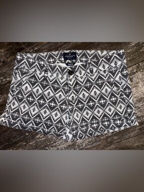 American Eagle Outfitters Black and White Aztec Print Women's Shorts
